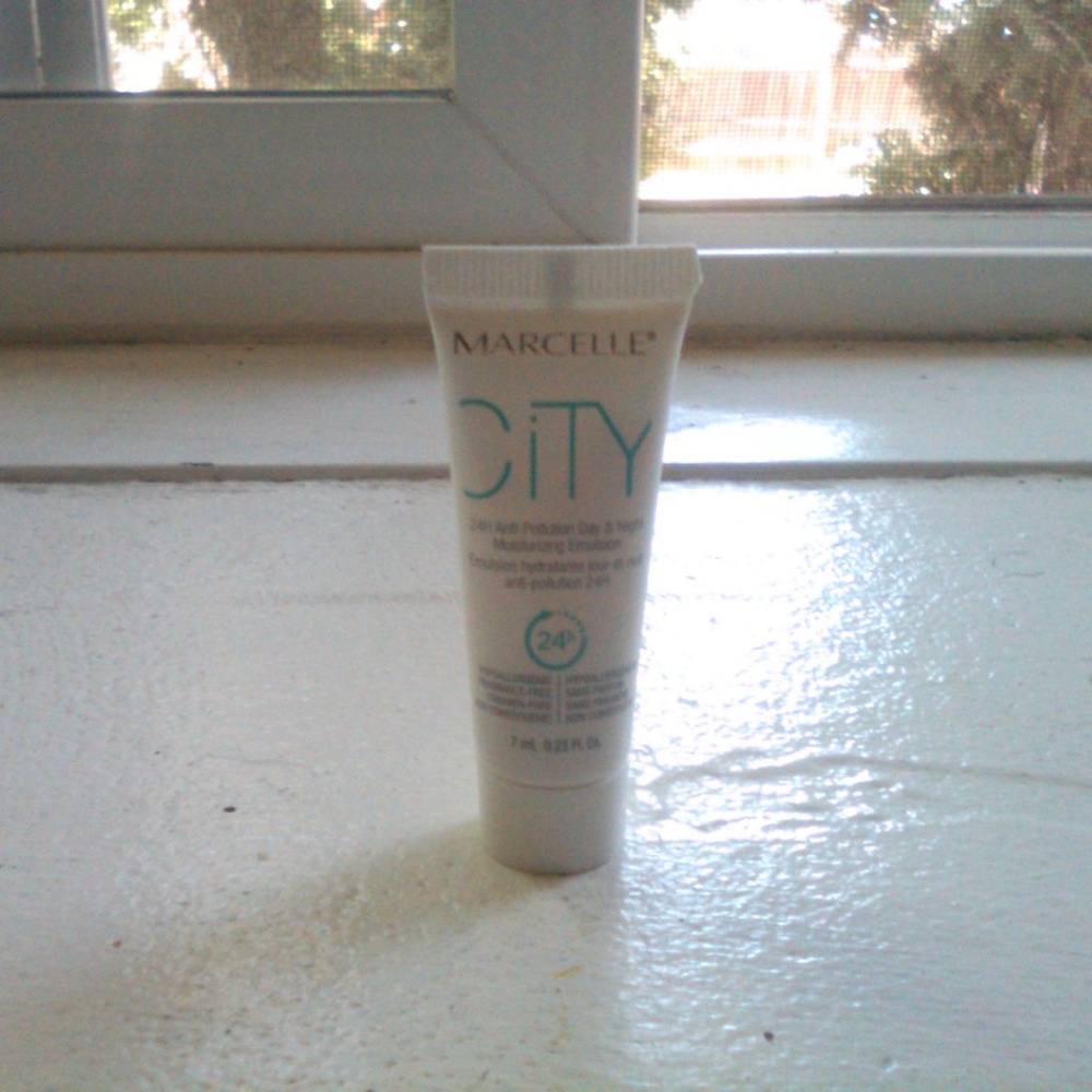 Marcelle City mini face cream